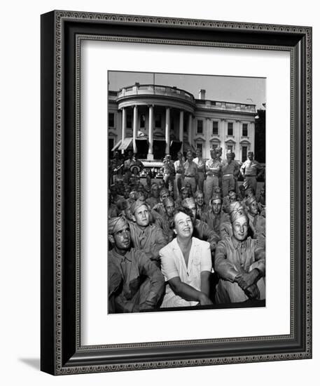 First Lady Eleanor Roosevelt with a Large Group of US Soldiers-Thomas D. Mcavoy-Framed Photographic Print