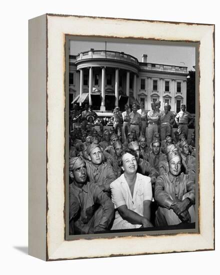 First Lady Eleanor Roosevelt with a Large Group of US Soldiers-Thomas D. Mcavoy-Framed Premier Image Canvas