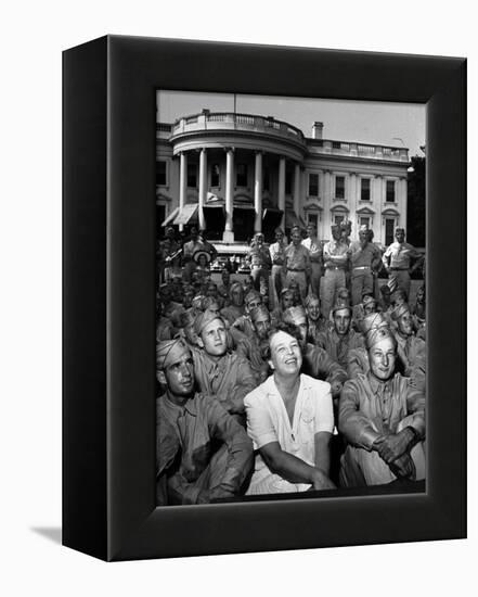 First Lady Eleanor Roosevelt with a Large Group of US Soldiers-Thomas D. Mcavoy-Framed Premier Image Canvas