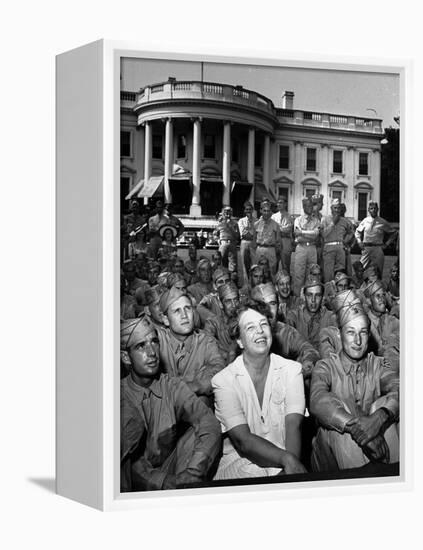 First Lady Eleanor Roosevelt with a Large Group of US Soldiers-Thomas D. Mcavoy-Framed Premier Image Canvas