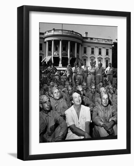 First Lady Eleanor Roosevelt with a Large Group of US Soldiers-Thomas D. Mcavoy-Framed Photographic Print