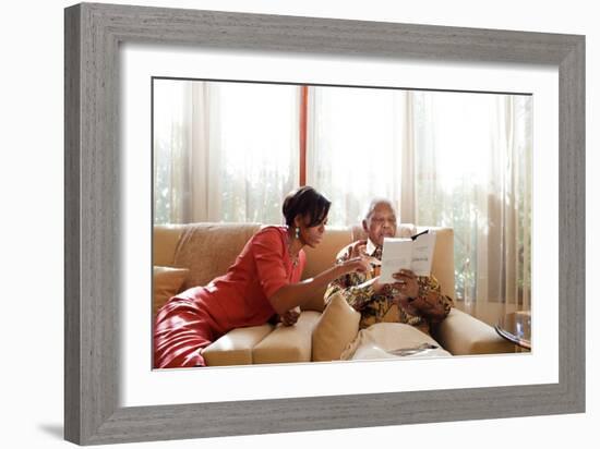 First Lady Michelle Obama Meets with Former President Nelson Mandela of South Africa-null-Framed Premium Photographic Print