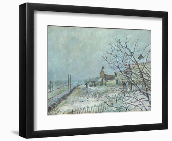 First Snow at Veneux-Nadon, 1878 (Oil on Canvas)-Alfred Sisley-Framed Giclee Print