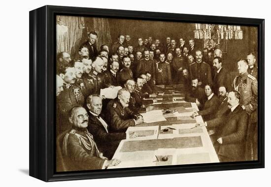 First World War: Signing of the Peace Treaty of Brest Litovsk (Brest-Litovsk) on 03/03/1917 (Photo)-Anonymous Anonymous-Framed Premier Image Canvas