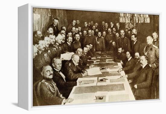 First World War: Signing of the Peace Treaty of Brest Litovsk (Brest-Litovsk) on 03/03/1917 (Photo)-Anonymous Anonymous-Framed Premier Image Canvas