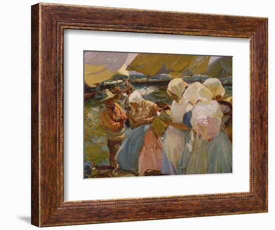 Fischerwomen on the Beach, 1903-Joaquín Sorolla y Bastida-Framed Giclee Print