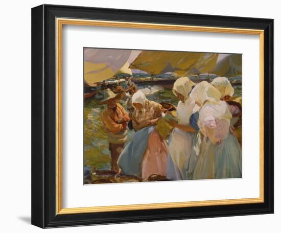 Fischerwomen on the Beach, 1903-Joaquín Sorolla y Bastida-Framed Giclee Print