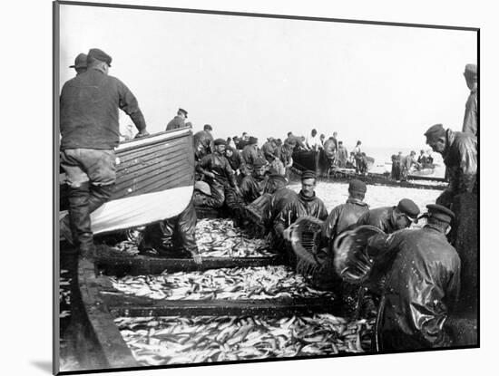 Fisherman with their Catch, C.1890-null-Mounted Giclee Print