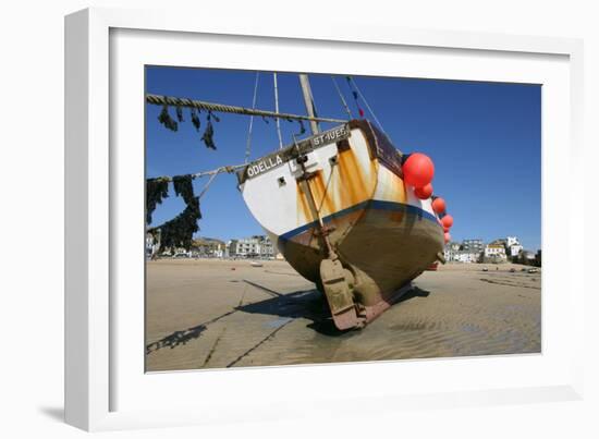 Fishing Boat in the Harbour at Low Tide, St Ives, Cornwall-Peter Thompson-Framed Photographic Print