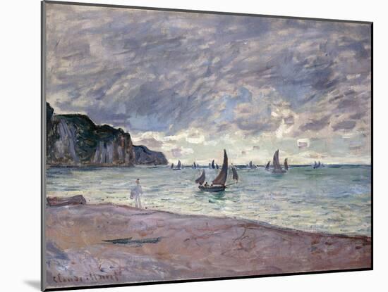 Fishing Boats in Front of the Beach and Cliffs of Pourville, 1882-Claude Monet-Mounted Giclee Print