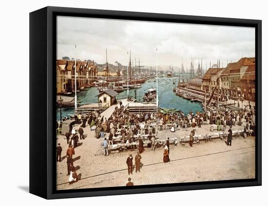 Fisketorget, Bergen, Pub. C.1900-null-Framed Premier Image Canvas