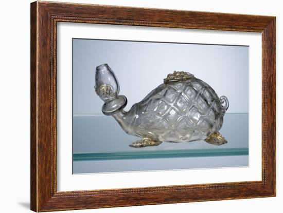 Flacon en forme de tortue aux armes des Médicis-null-Framed Giclee Print
