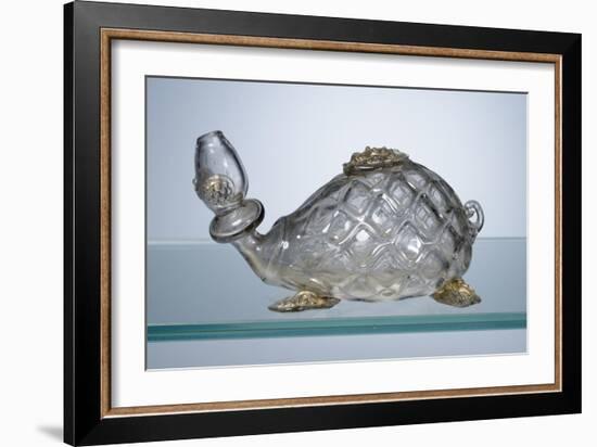 Flacon en forme de tortue aux armes des Médicis-null-Framed Giclee Print