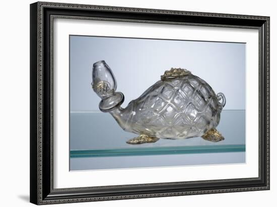 Flacon en forme de tortue aux armes des Médicis-null-Framed Giclee Print