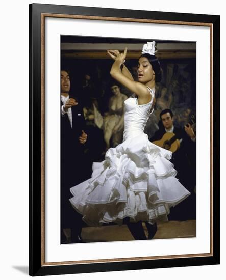 Flamenco Dancer Maria Albaicin Performing-Loomis Dean-Framed Photographic Print