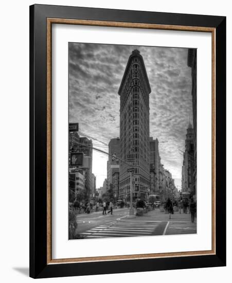 Flat Iron-Chris Bliss-Framed Photographic Print