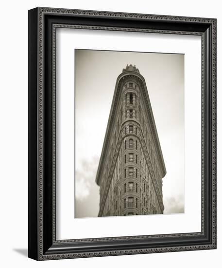 Flatiron Building, Manhattan, New York City, USA-Jon Arnold-Framed Photographic Print