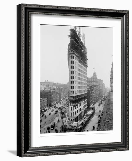 Flatiron Building, New York, N.Y.-null-Framed Photo