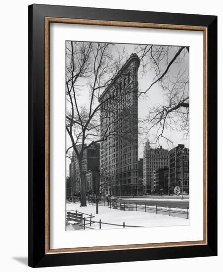 Flatiron Building, NYC-Chris Bliss-Framed Photographic Print