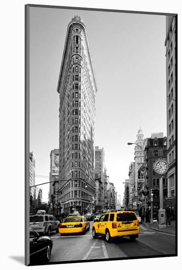 Flatiron Building - Taxi Cabs Yellow - Manhattan - New York City - United States-Philippe Hugonnard-Mounted Photographic Print