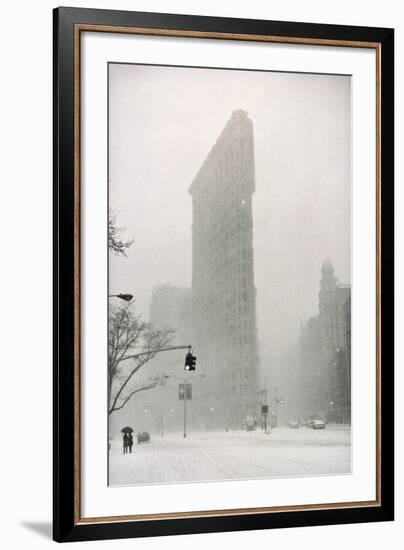 Flatiron Buzzard - New York-Henri Silberman-Framed Art Print