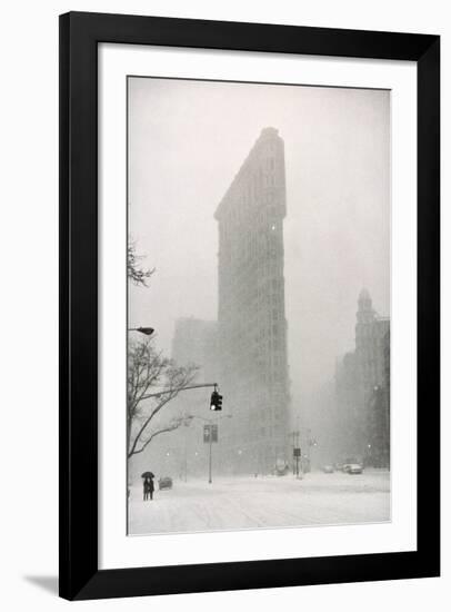 Flatiron Buzzard - New York-Henri Silberman-Framed Art Print