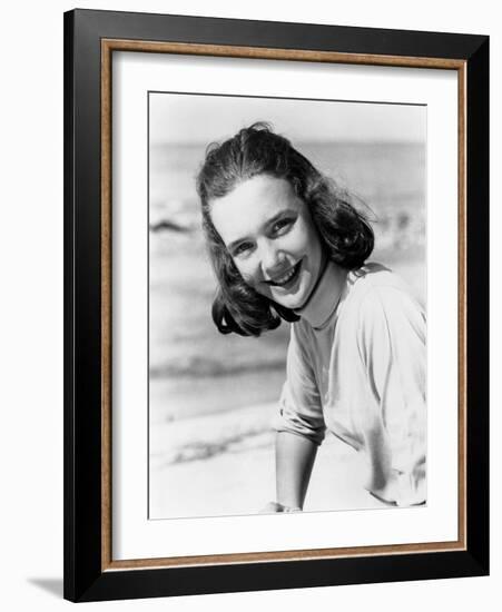 Flipper's New Adventure, (aka Flipper and the Pirates), Pamela Franklin, 1964-null-Framed Photo