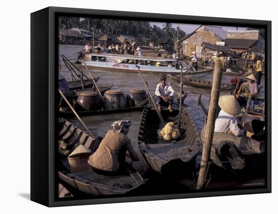 Floating Market in Can Tho, Vietnam-Keren Su-Framed Premier Image Canvas