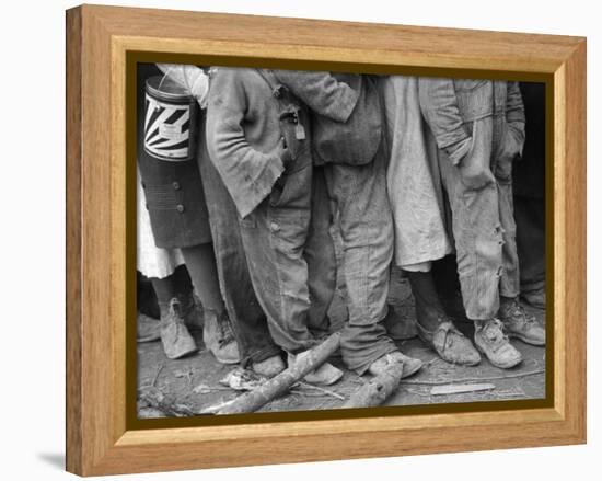 Flood Refugees, 1937-Walker Evans-Framed Premier Image Canvas