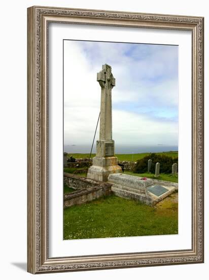 Flora Macdonalds Memorial, Kilmuir Graveyard, Skye, Highland, Scotland-Peter Thompson-Framed Photographic Print