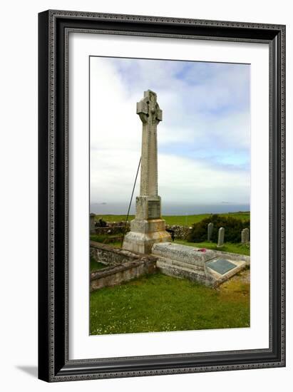 Flora Macdonalds Memorial, Kilmuir Graveyard, Skye, Highland, Scotland-Peter Thompson-Framed Photographic Print