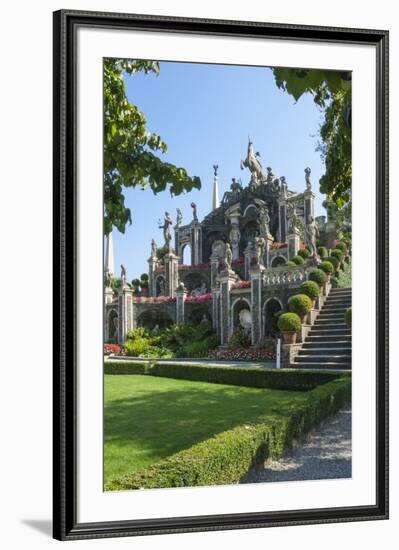 Floral Fountains, Isola Bella, Borromean Islands, Lake Maggiore, Piedmont, Italian Lakes, Italy, Eu-James Emmerson-Framed Photographic Print