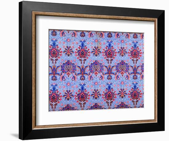 Floral Patterned Wallpaper-William Morris-Framed Giclee Print