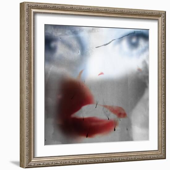 Fluff-Gideon Ansell-Framed Photographic Print