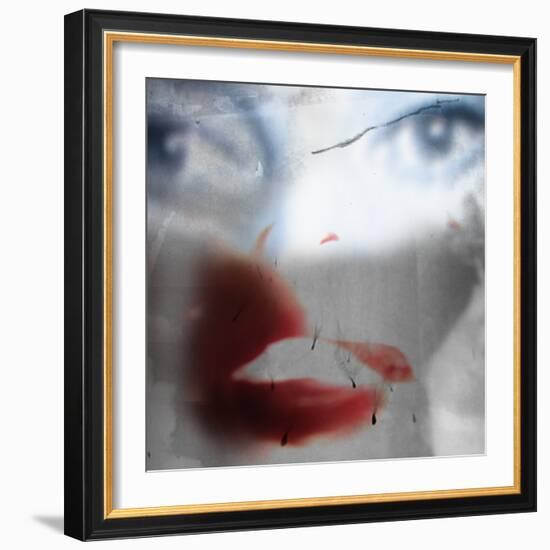 Fluff-Gideon Ansell-Framed Photographic Print