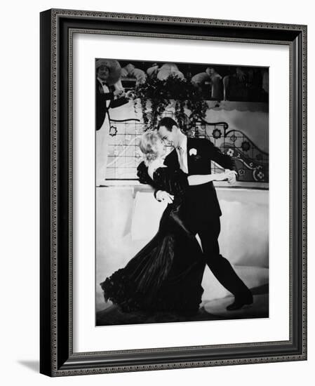 Flying Down To Rio, Ginger Rogers, Fred Astaire, 1933, Dancing 'The Carioca'-null-Framed Photo