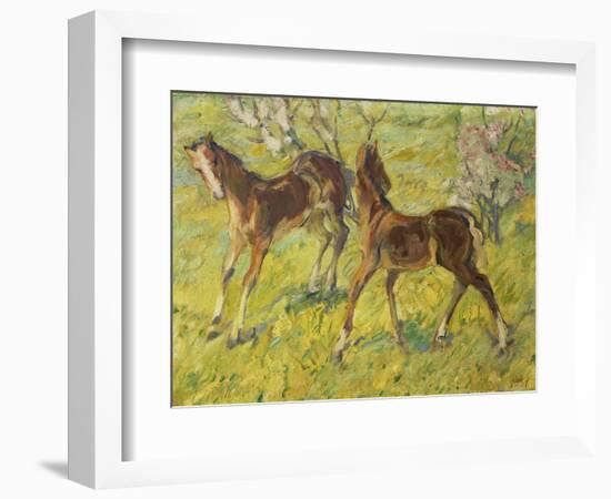 Fohlen Auf Der Weide, 1909-Franz Marc-Framed Giclee Print