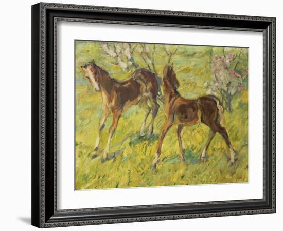 Fohlen Auf Der Weide, 1909-Franz Marc-Framed Giclee Print