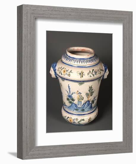 Fontaine décorée de deux chinois en promenade-null-Framed Giclee Print