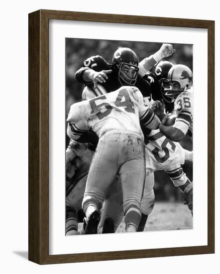 Football: Chicago Bears Dick Butkus No.51 in Action Vs Detroit Lions-Bill Eppridge-Framed Premium Photographic Print