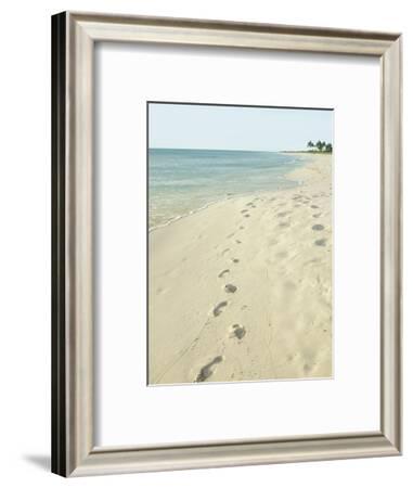 Footprints in Sand at Grace Bay Beach, Providenciales, Turks and Caicos ...