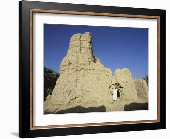 Fortified dwelling, al-'Ain oasis-Werner Forman-Framed Giclee Print