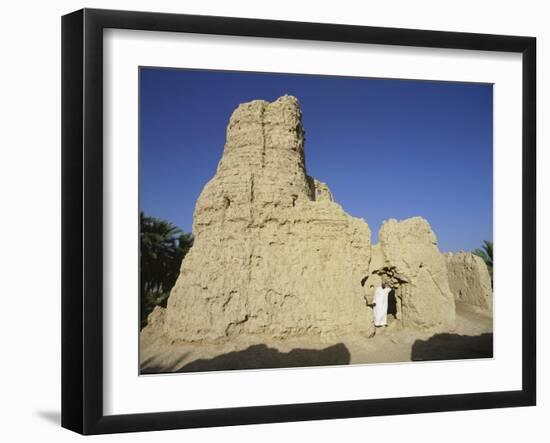 Fortified dwelling, al-'Ain oasis-Werner Forman-Framed Giclee Print