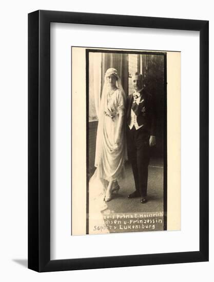 Foto Ak Prinz E. Heinrich Von Sachsen, Prinzessin Sophie Von Luxemburg-null-Framed Photographic Print