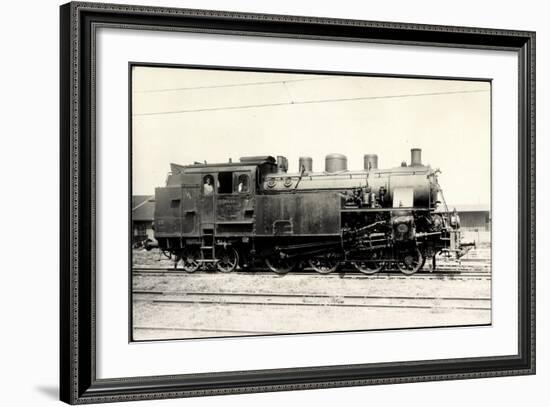 Foto Deutsche Personenlok Nr. 77 113 Pfalz, Fahrer-null-Framed Giclee Print