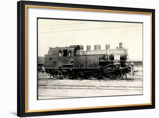 Foto Deutsche Personenlok Nr. 77 113 Pfalz, Fahrer-null-Framed Giclee Print