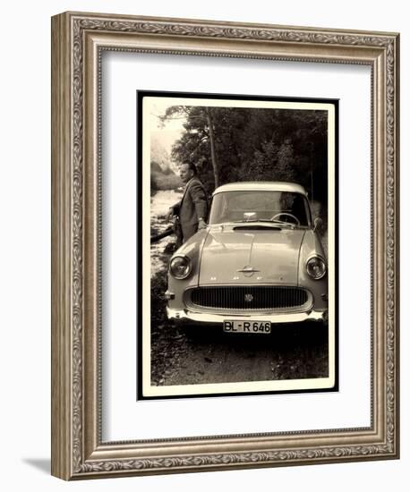 Foto Opel, Automobil, Bl R 646, Fahrer, Fluss-null-Framed Giclee Print