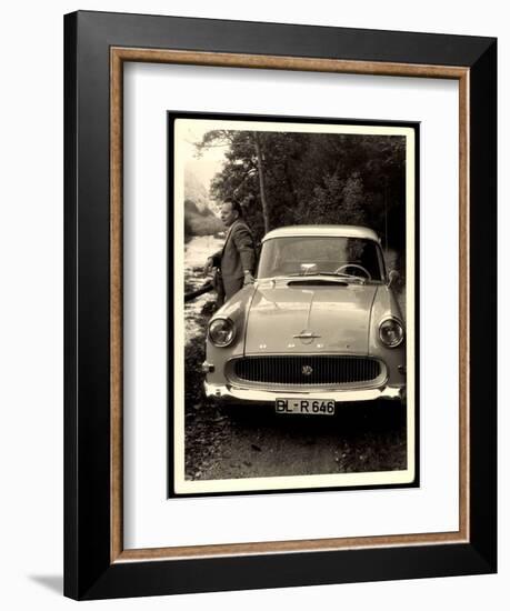 Foto Opel, Automobil, Bl R 646, Fahrer, Fluss-null-Framed Giclee Print