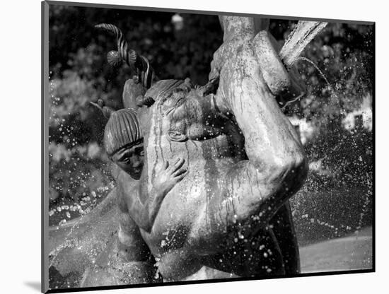 Fountain 5-John Gusky-Mounted Photographic Print