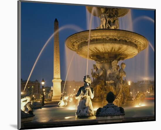 Fountain Place de la Concorde-null-Mounted Art Print